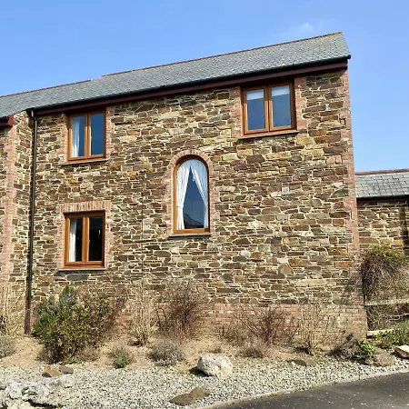 Wharf Holiday home