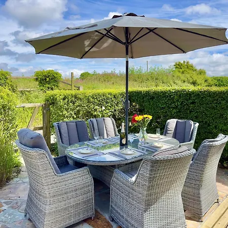 Wharf Holiday home